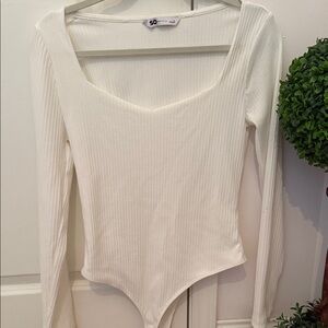 SO cute Women's White Ribbed Bodysuit
